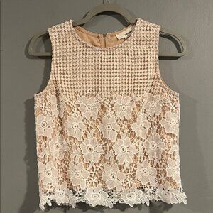 Sans Souci Sleeveless Lace crop top Size M